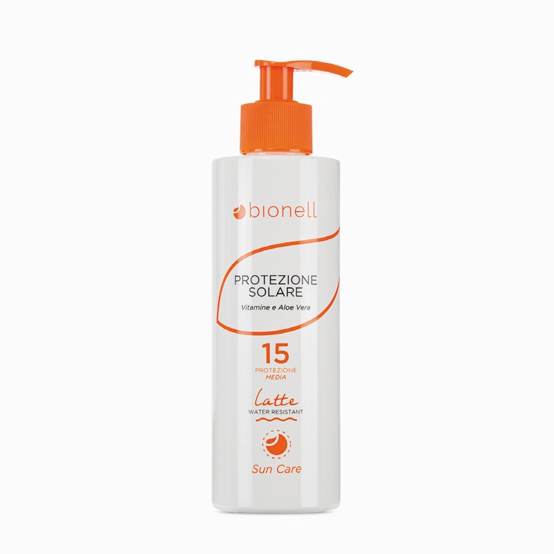 Latte protezione solare con vitamine e aloe vera protezione 15 300 ml Bionell